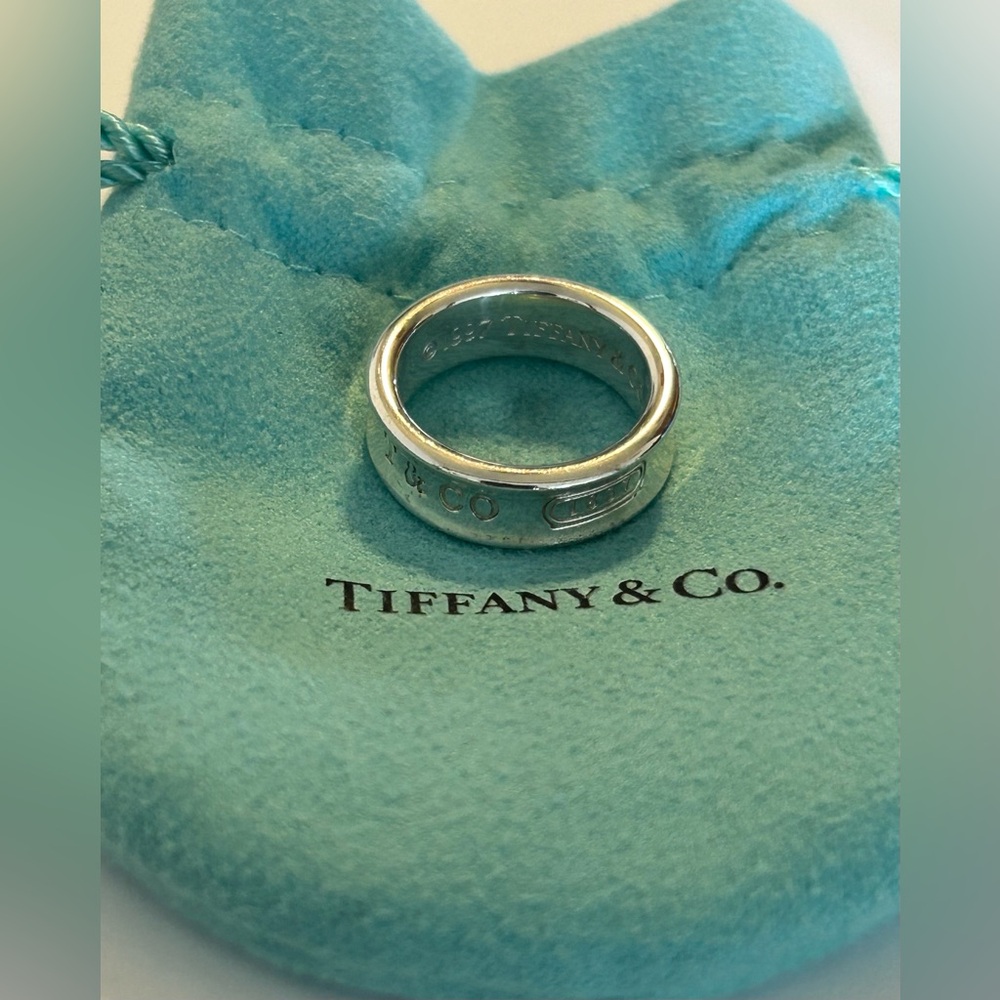 Vintage Tiffany & Co. 1997 Sterling Silver .925 1837 Band Ring Size 6.75US